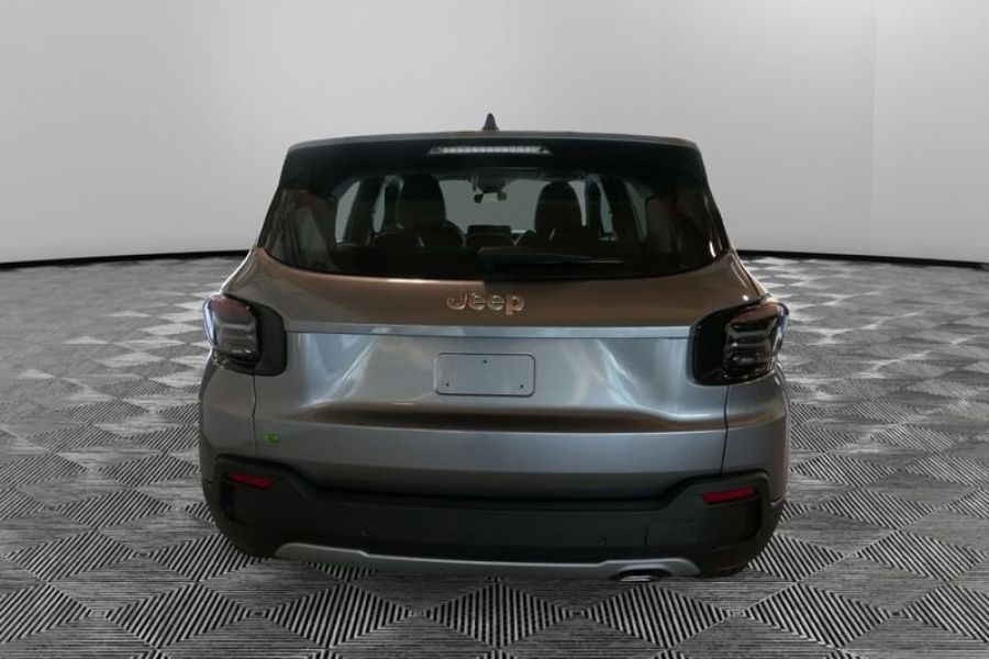 Jeep Avenger e-Hybrid 1.2 MHEV e-Hybrid Turbo Altitude - Bild 4
