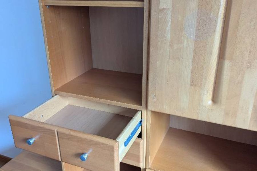 Möbel für Zimmer (Kasten + Schreibtisch) - Bild 5