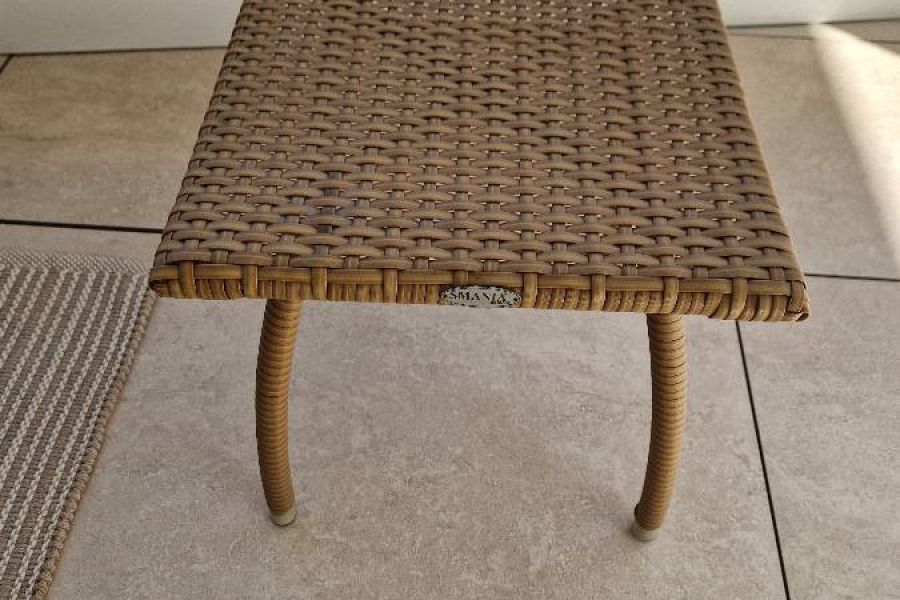 Hocker in Rattan - Bild 1
