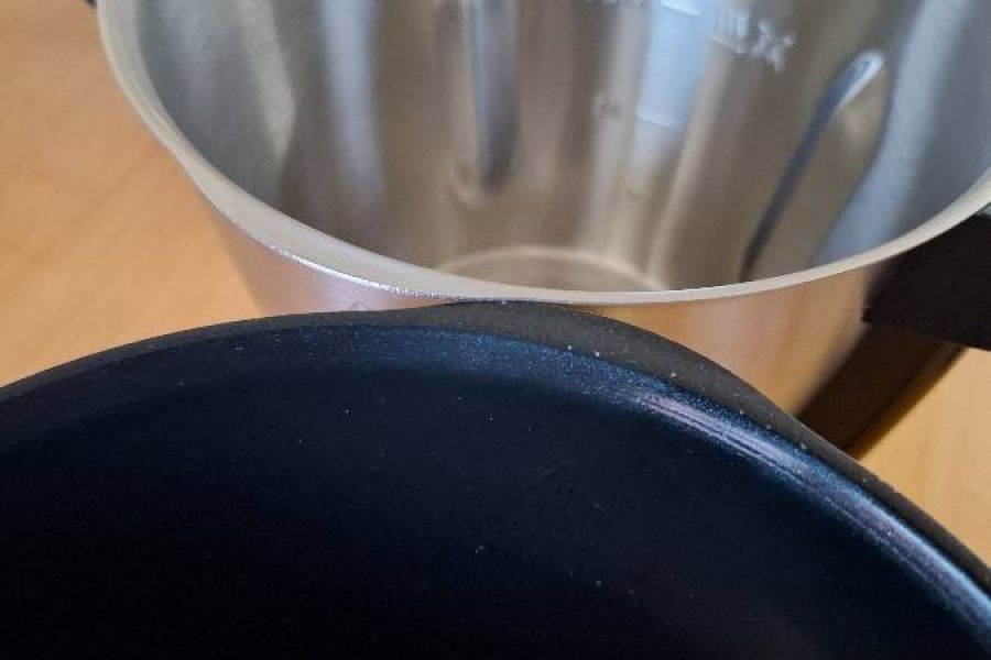 Biete multifunktionale Kűchenmaschine  marke Cecotec Mambo Touch - Bild 3