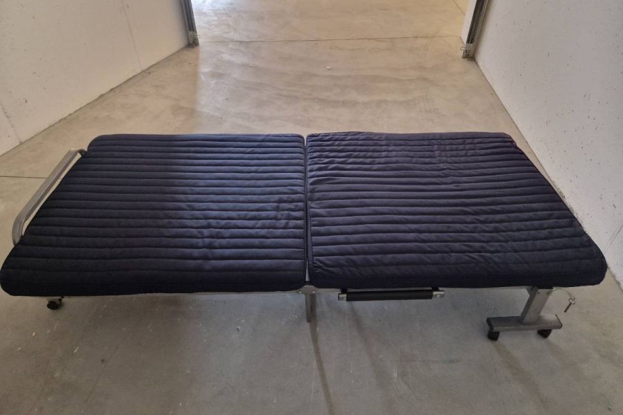 aufklappbares Notbett - Bild 4