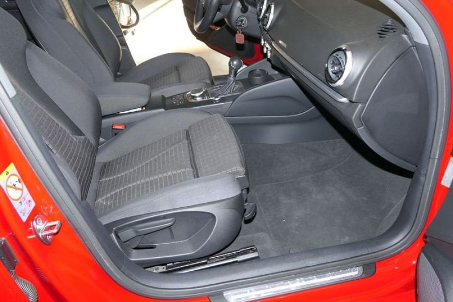 Audi A3 35 TFSI S tronic COD S-LINE - Bild 8
