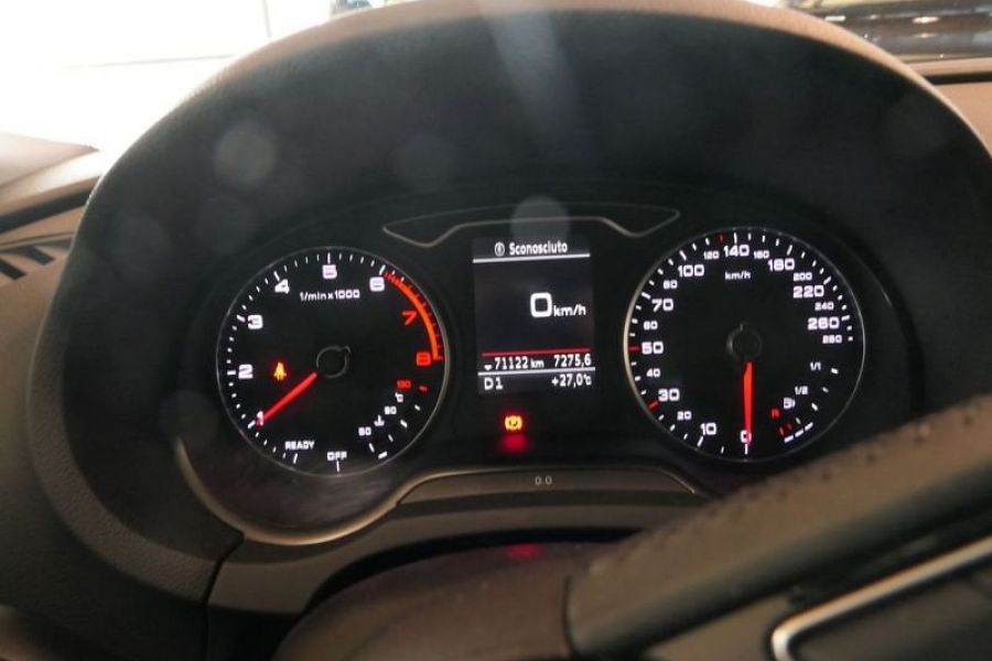 Audi A3 35 TFSI S tronic COD S-LINE - Bild 23