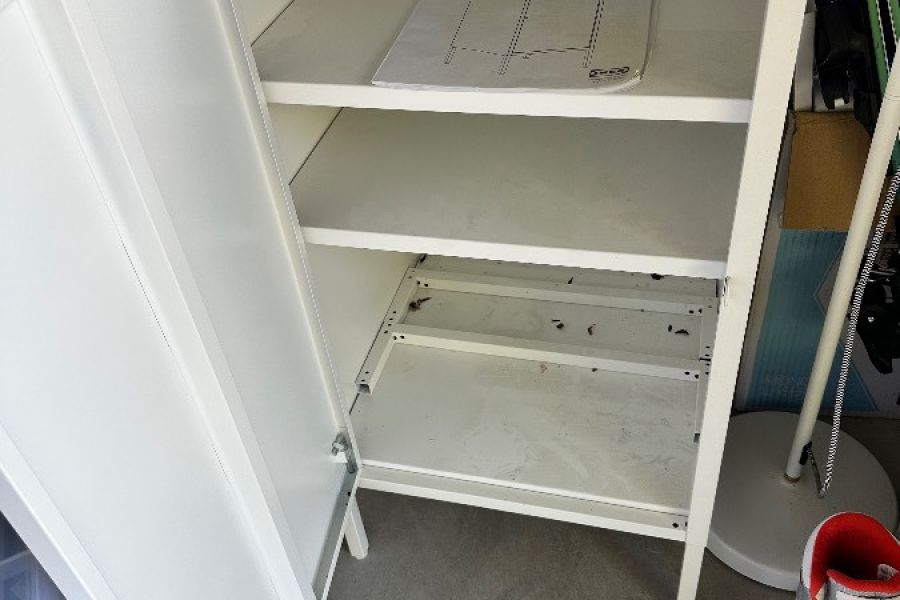 Schrank Hallan IKEA - Bild 1