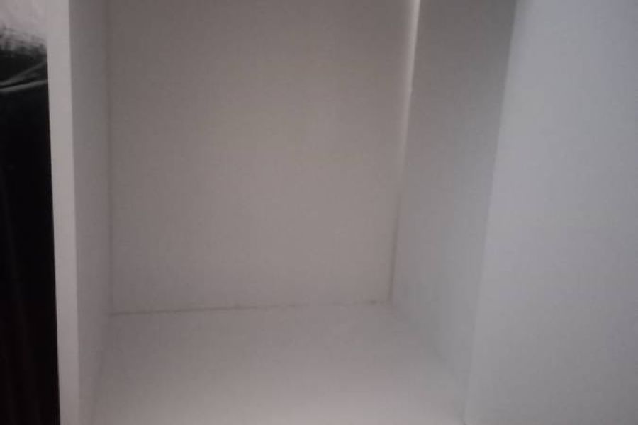 Verkaufe Schreibtisch ab sofort - Bild 3