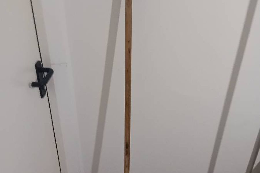 Verkaufe Holzbesen - Bild 1