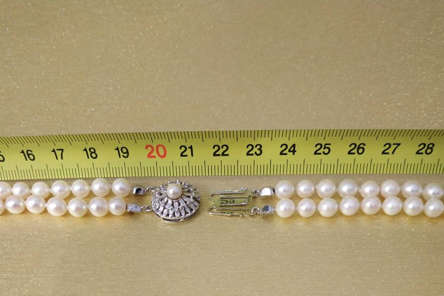Zweireihiges Perlencollier mit Goldverschluss - Bild 5