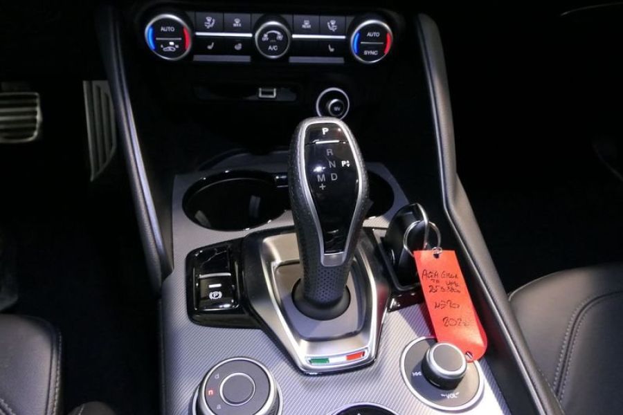 Alfa Romeo Giulia 2.0 T 280cv Veloce AT8 Q4 - Bild 14