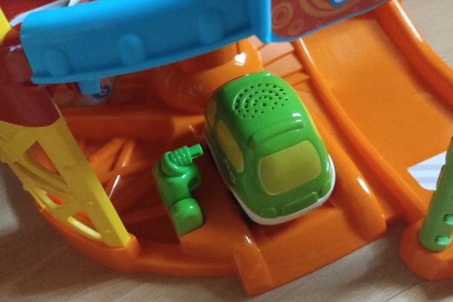 Babyflitzer Parkhaus - Bild 1