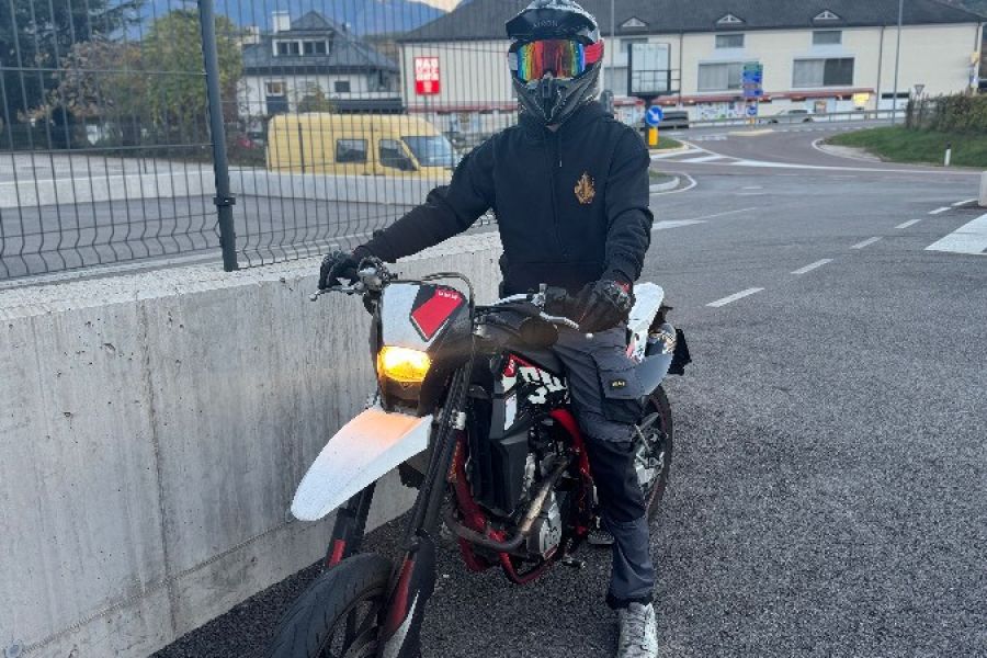 Verkaufe SWM SM 125R Baujahr 2017 - Bild 2