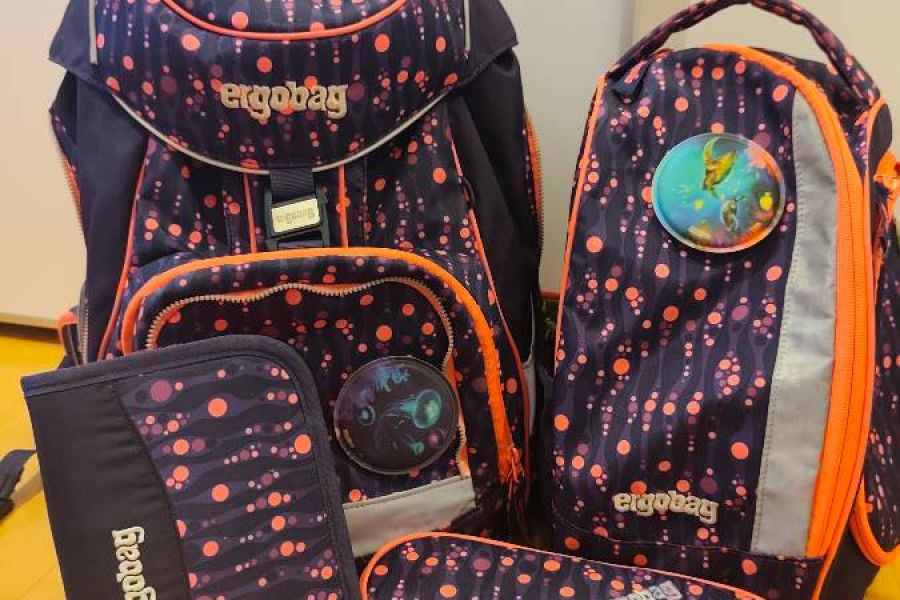 Ergobag Schultasche + Zubehör - Bild 1