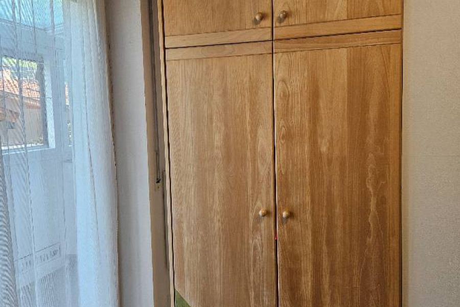 Schlafzimmer aus Massivholz - Bild 3