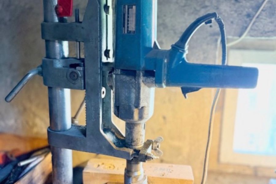 BOSCH-STANDBOHRMASCHINE - Bild 1