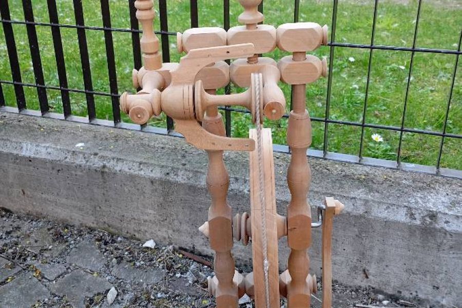 Deko Spinnrad - Bild 1