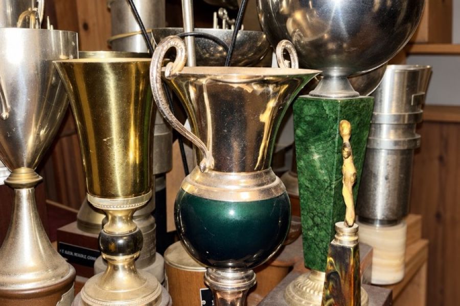 Pokale (28 Stück) zu verkaufen - Bild 3