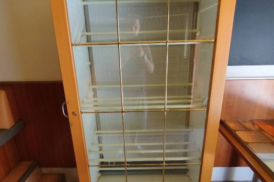 Weinschrank - Bild 4