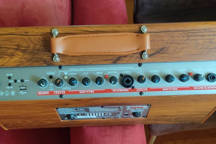 Gretsch halbakustische Gitarre mit Ampli (Akku) - Bild 4